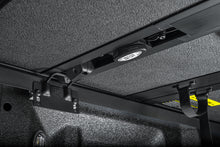 Cargar imagen en el visor de la galería, Extang 21-23 Ford F-150 (8ft. 2in. Bed) Solid Fold ALX