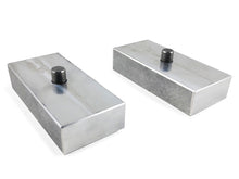 Cargar imagen en el visor de la galería, Tuff Country 05-23 Toyota Tacoma 4wd / 99-22 Tundra 1.25in Aluminum Lift Blocks Pair