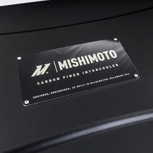 Cargar imagen en el visor de la galería, Mishimoto Universal Carbon Fiber Intercooler - Gloss Tanks - 525mm Black Core - C-Flow - C V-Band