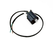 Cargar imagen en el visor de la galería, Torque Solution Universal GM IAT Sensor Connector - IAT / Speed Density Pigtail Harness