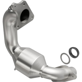 MagnaFlow Direct Fit Catalytic Converter 2011-2015 Juke L4 1.6 OEM Underbody