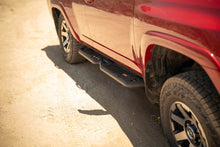 Cargar imagen en el visor de la galería, DV8 Offroad 2010-2024 Toyota 4Runner OE Plus Side Steps