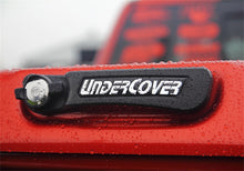 Cargar imagen en el visor de la galería, UnderCover 09-14 Ford F-150 5.5ft Elite LX Bed Cover - Sterling Gray