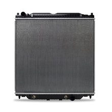 Cargar imagen en el visor de la galería, Mishimoto Ford 6.0L Powerstroke Replacement Radiator 2005-2007