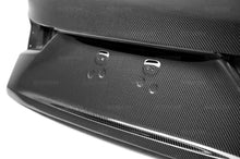 Cargar imagen en el visor de la galería, Seibon 14 Lexus IS250/350 C-Style Carbon Fiber Trunk Lid