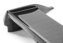 Cargar imagen en el visor de la galería, Seibon 92-06 Acura NSX TR Style Carbon Fiber Rear Spoiler