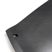 Cargar imagen en el visor de la galería, Seibon 17-18 Acura NSX OEM-style Dry Carbon Trunk