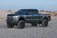 Cargar imagen en el visor de la galería, Fabtech 17-21 Ford F250/F350 4WD Diesel 8in 4Link Sys w/Coils &amp; Stealth Shks