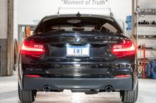 Cargar imagen en el visor de la galería, AWE Tuning BMW F22 M235i / M240i Touring Edition Axle-Back Exhaust - Chrome Silver Tips (90mm)