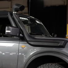 Cargar imagen en el visor de la galería, Mishimoto BORNE Off-Road 2021+ Ford Bronco Snorkel Kit for Mishimoto Intake