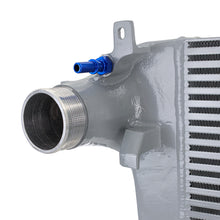 Cargar imagen en el visor de la galería, Mishimoto Ford Explorer ST 2020+ Performance Intercooler - Silver