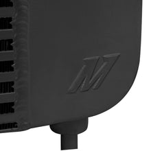 Cargar imagen en el visor de la galería, Mishimoto 06-10 Chevy 6.6L Duramax Intercooler (Black)