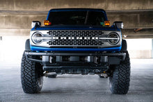 Cargar imagen en el visor de la galería, DV8 Offroad 21-22 Ford Bronco Factory Front Bumper License Relocation Bracket - Side