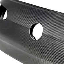 Cargar imagen en el visor de la galería, Seibon 15-19 Volkswagen Golf/GTI/Golf R OEM-Style Carbon Fiber Trunk Lid