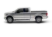 Cargar imagen en el visor de la galería, UnderCover 15-20 Ford F-150 5.5ft Ultra Flex Bed Cover - Matte Black Finish