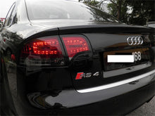 Cargar imagen en el visor de la galería, Spyder Audi A4 4Dr 06-08 LED Tail Lights Red Clear ALT-YD-AA406-G2-LED-RC