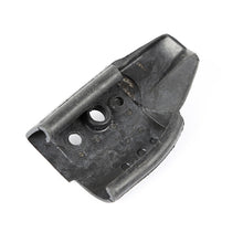 Cargar imagen en el visor de la galería, Omix Fender Corner Mucket Seal Left- 97-06 Wrangler TJ