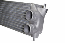 Cargar imagen en el visor de la galería, Injen 15-20 Ford F-150 2.7L/3.5L EcoBoost Bar and Plate Front Mount Intercooler