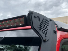 Cargar imagen en el visor de la galería, Go Rhino 18-20 Jeep Wrangler JL/JLU/Gladiator JT XE Windshield Light Bar Mount - 50in Single Row