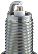 Cargar imagen en el visor de la galería, NGK Standard Spark Plug Box of 10 (DP8EA-9)