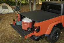 Cargar imagen en el visor de la galería, Rugged Ridge Armis Soft Folding Bed Cover 2020 Gladiator JT