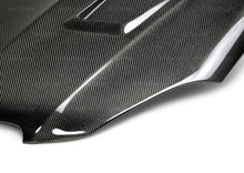 Cargar imagen en el visor de la galería, Seibon 12-14 Mercedes Benz C63 GT-Style Carbon Fiber Hood