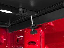 Cargar imagen en el visor de la galería, Tonno Pro 07-13 Chevy Silverado 1500 5.8ft Fleetside Tonno Fold Tri-Fold Tonneau Cover