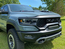 Cargar imagen en el visor de la galería, ORACLE Lighting 19-22 RAM Rebel/TRX Front Bumper Flush LED Light Bar System - White