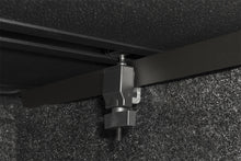 Cargar imagen en el visor de la galería, Extang 17-19 Nissan Titan (5ft 6in) (w/Rail System) Solid Fold 2.0