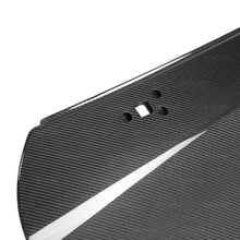 Cargar imagen en el visor de la galería, Seibon 09-11 Nissan GTR R35 OEM Style Carbon Fiber Doors (Pair)