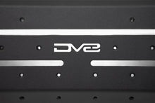Cargar imagen en el visor de la galería, DV8 Offroad 18-23 Jeep Gladiator Digital Device Dash Mount