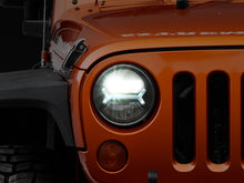 Cargar imagen en el visor de la galería, Raxiom 07-18 Jeep Wrangler JK LED Halo Headlights- Black Housing (Clear Lens)