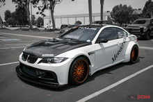 Cargar imagen en el visor de la galería, Seibon 07-10 BMW M3 Series 2Dr (E92) GTR-Style Carbon Fiber hood