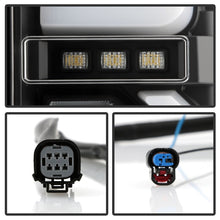 Cargar imagen en el visor de la galería, Spyder GMC Sierra 19-20 Incandescent Bulb Model Only LED Tail Lights - Black ALT-YD-GS19-LED-BK