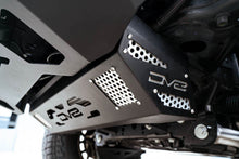 Cargar imagen en el visor de la galería, DV8 Offroad 21-22 Ford Bronco Front Skid Plate