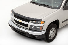 Cargar imagen en el visor de la galería, AVS 04-12 Chevy Colorado Hoodflector Low Profile Hood Shield - Smoke
