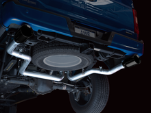 Cargar imagen en el visor de la galería, AWE 0FG 21+ Ford F150 Dual Split Rear Cat-Back Exhaust- 5in Diamond Black Tips