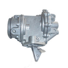 Cargar imagen en el visor de la galería, Omix Fuel Pump With Vac 41-71 Willys &amp; Jeep Models