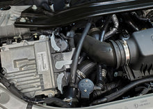 Cargar imagen en el visor de la galería, J&amp;L 2020-2024 Ford Explorer 3.0L EcoBoost Oil Separator 3.0 Passenger Side - Black Anodized
