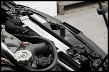 Cargar imagen en el visor de la galería, Mishimoto 01-05 Dodge Neon SRT-4 Manual Aluminum Radiator