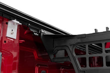 Cargar imagen en el visor de la galería, Roll-N-Lock 2020 Chevy Silverado/Sierra 2500/3500 MB 80-1/2in Cargo Manager