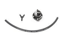 Cargar imagen en el visor de la galería, Radium Engineering Fuel Pulse Damper - XR 8AN ORB - Swivel