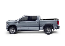 Cargar imagen en el visor de la galería, Roll-N-Lock 2020 GM Silverado / Sierra 2500/3500 6ft 10in Bed A-Series Retractable Tonneau Cover