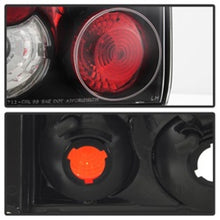 Cargar imagen en el visor de la galería, Spyder Toyota Corolla 93-97 Euro Style Tail Lights Black ALT-YD-TC93-BK