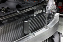 Cargar imagen en el visor de la galería, Perrin 17-19 Honda Civic Type R Oil Cooler Kit