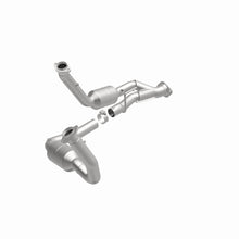 Cargar imagen en el visor de la galería, MagnaFlow Conv DF 06-07 Jeep Commander / 05-10 Grand Cherokee 5.7L Y-Pipe Assy (49 State)