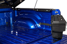 Cargar imagen en el visor de la galería, UnderCover 17-20 Ford F-250/F-350 Passengers Side Swing Case - Black Smooth