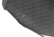 Cargar imagen en el visor de la galería, Seibon 10-12 BMW E92 2DR LCI BM Style Carbon Fiber Hood