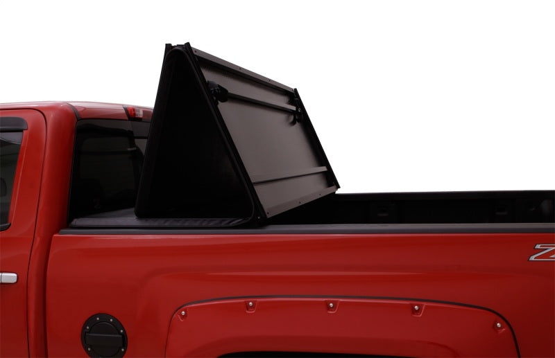 Lund 07-13 Chevy Silverado 1500 Fleetside (6.6ft. Bed) Hard Fold Tonneau Cover - Black