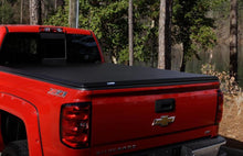 Load image into Gallery viewer, Lund 04-14 Chevy Colorado Styleside (5ft. Bed) Hard Fold Tonneau Cover - Black